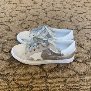 nature breeze star lace up shoe